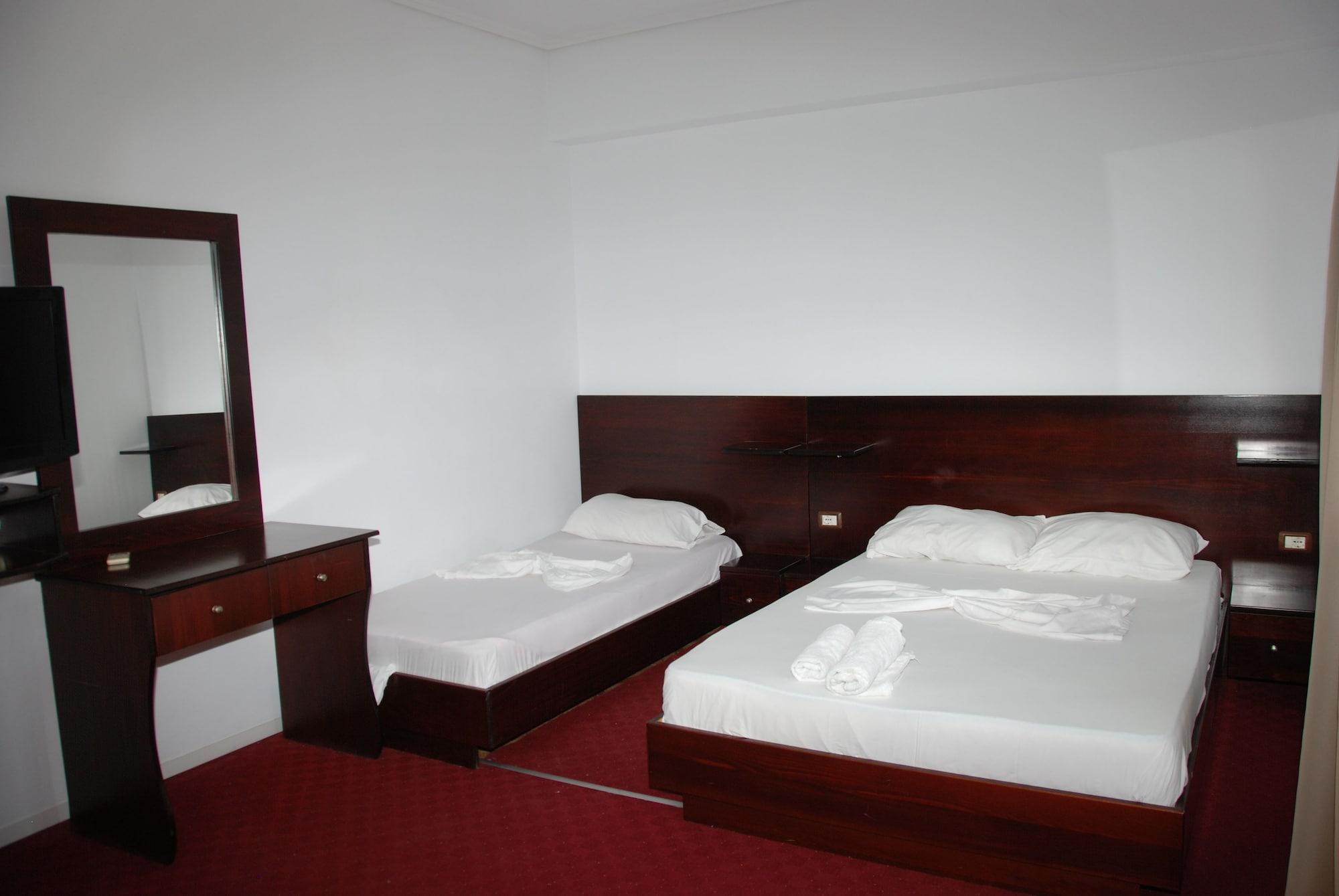 Hotel Freskia Sarandë Exterior foto