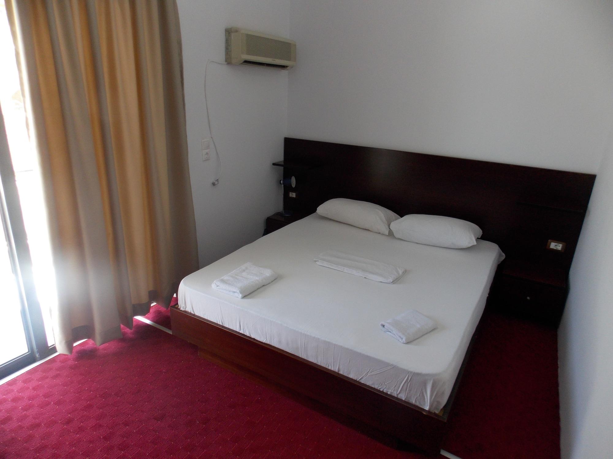 Hotel Freskia Sarandë Exterior foto