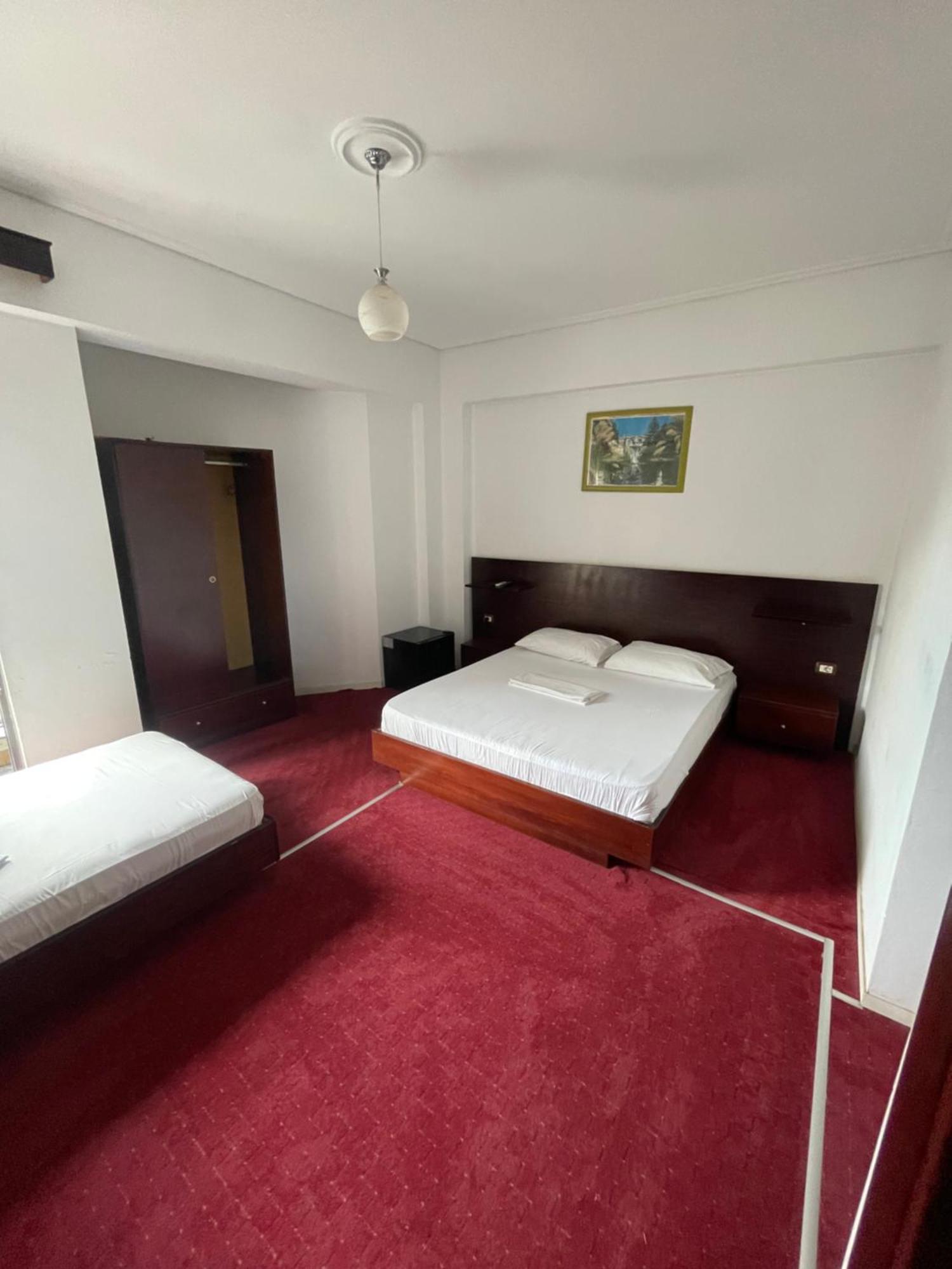 Hotel Freskia Sarandë Exterior foto