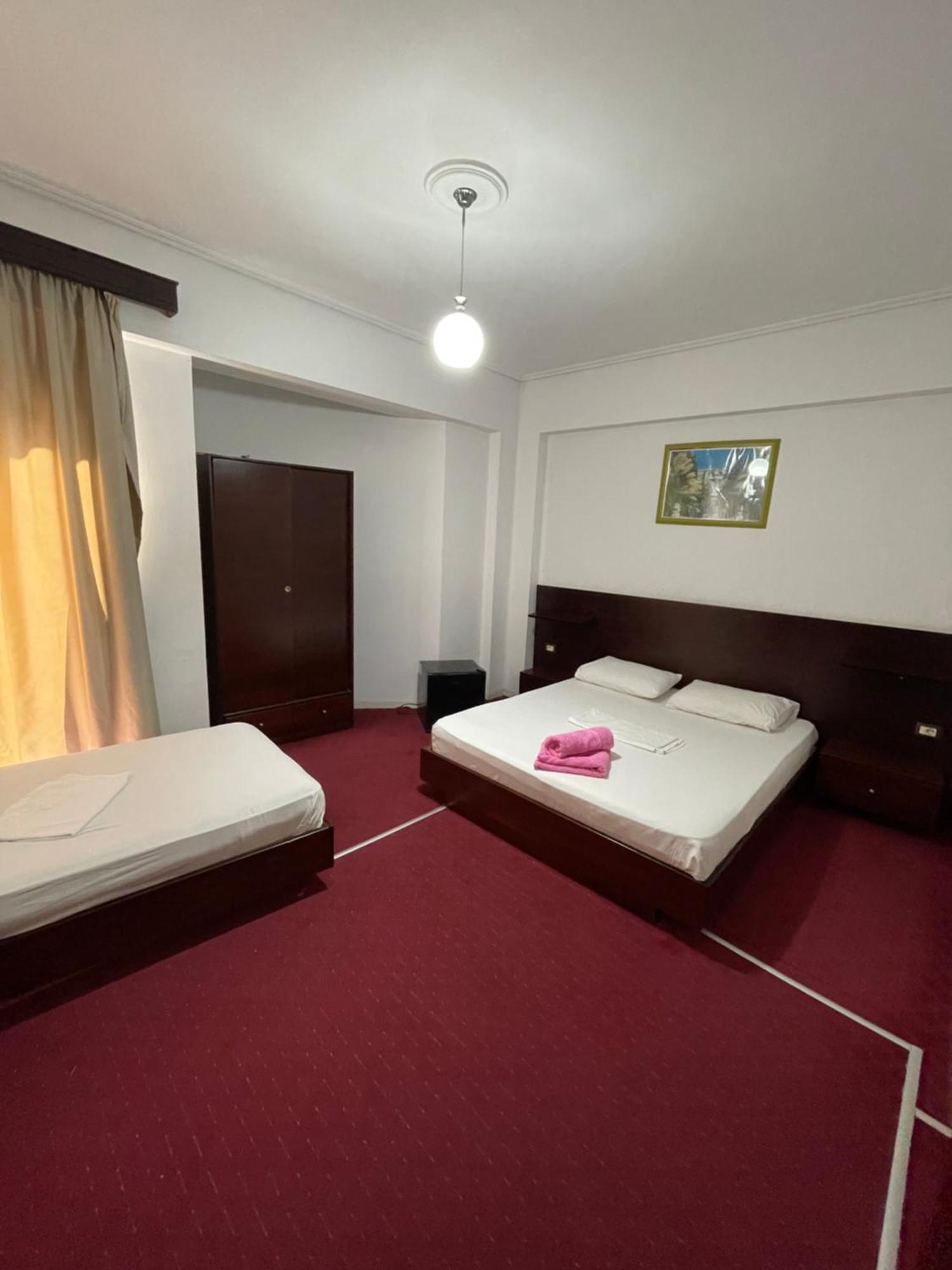 Hotel Freskia Sarandë Exterior foto
